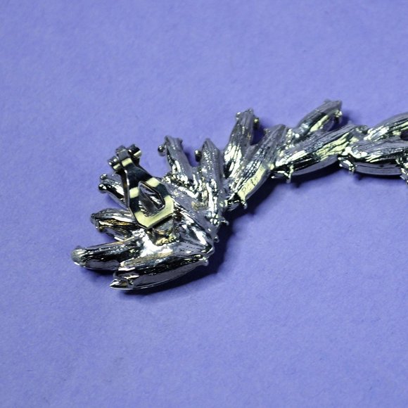 Sterling Forever Silver/Crystal Ear Climber (only 1 ear, not designed as a set) - Picture 4 of 6